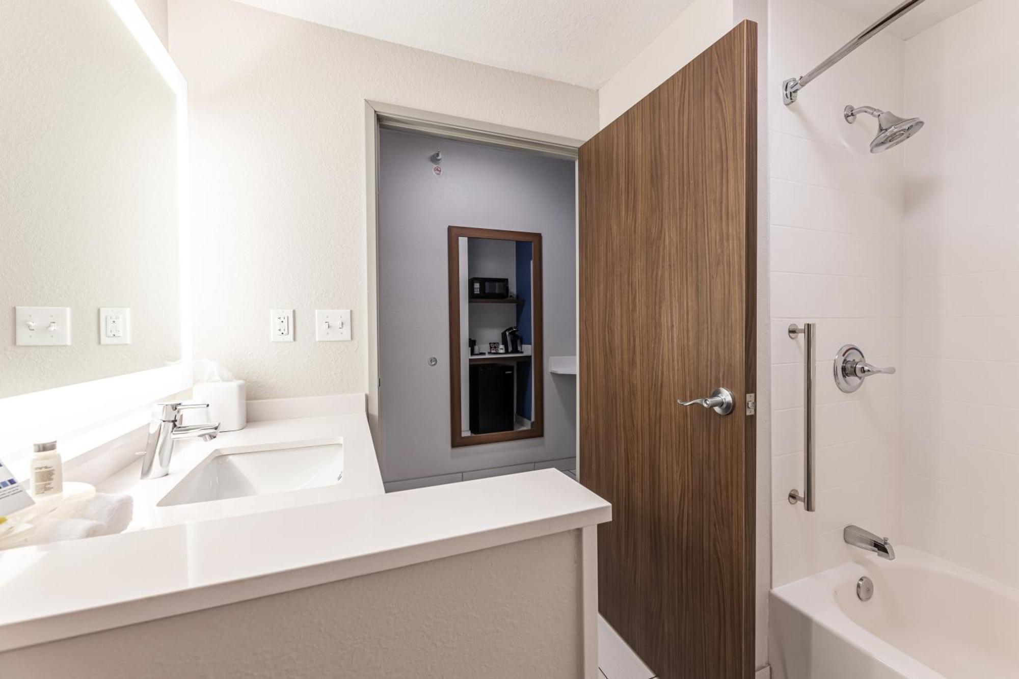 Holiday Inn Express & Suites - Rantoul By Ihg Kültér fotó