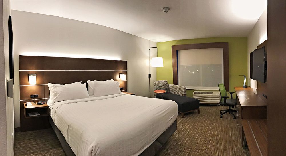 Holiday Inn Express & Suites - Rantoul By Ihg Kültér fotó
